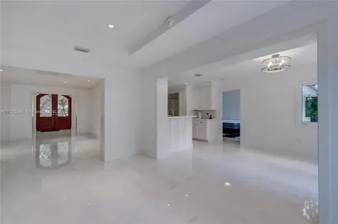 6925 Tordera Street Coral Gables FL 33146