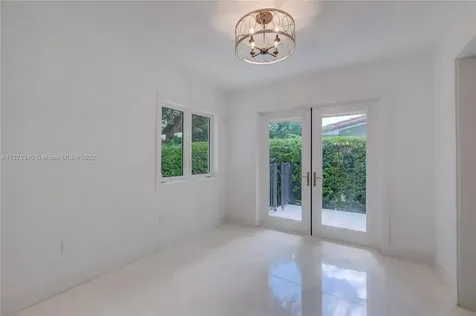 6925 Tordera Street Coral Gables FL 33146