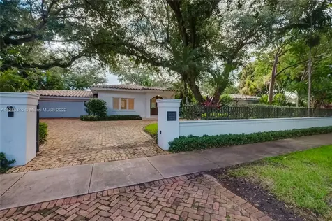 6925 Tordera Street Coral Gables FL 33146