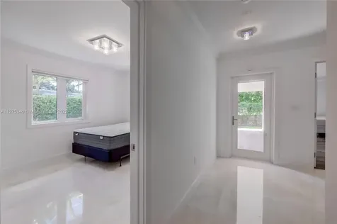 6925 Tordera Street Coral Gables FL 33146