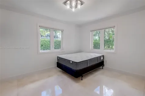 6925 Tordera Street Coral Gables FL 33146