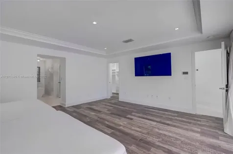 6925 Tordera Street Coral Gables FL 33146