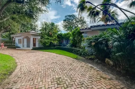 6925 Tordera Street Coral Gables FL 33146