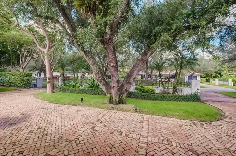 6925 Tordera Street Coral Gables FL 33146