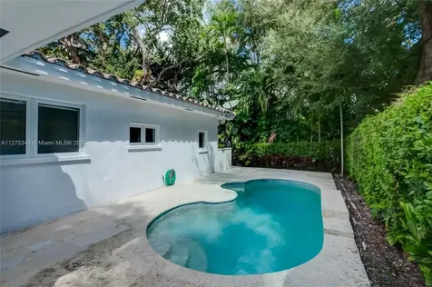 6925 Tordera Street Coral Gables FL 33146