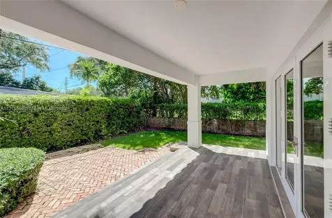 6925 Tordera Street Coral Gables FL 33146