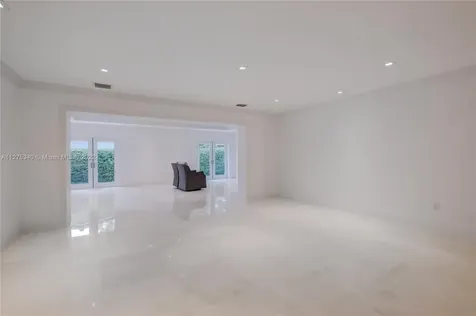 6925 Tordera Street Coral Gables FL 33146