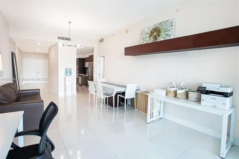 7928 East Drive North Bay Village FL 33141