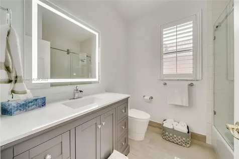 4023 W Lake Estates Drive Davie FL 33328