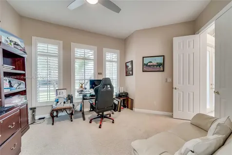 4023 W Lake Estates Drive Davie FL 33328
