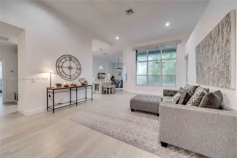 4023 W Lake Estates Drive Davie FL 33328