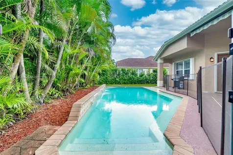 4023 W Lake Estates Drive Davie FL 33328
