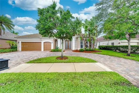 4023 W Lake Estates Drive Davie FL 33328