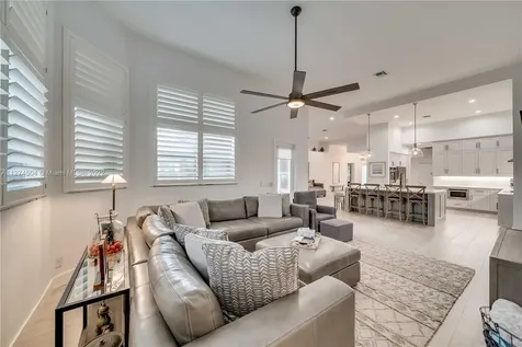 4023 W Lake Estates Drive Davie FL 33328