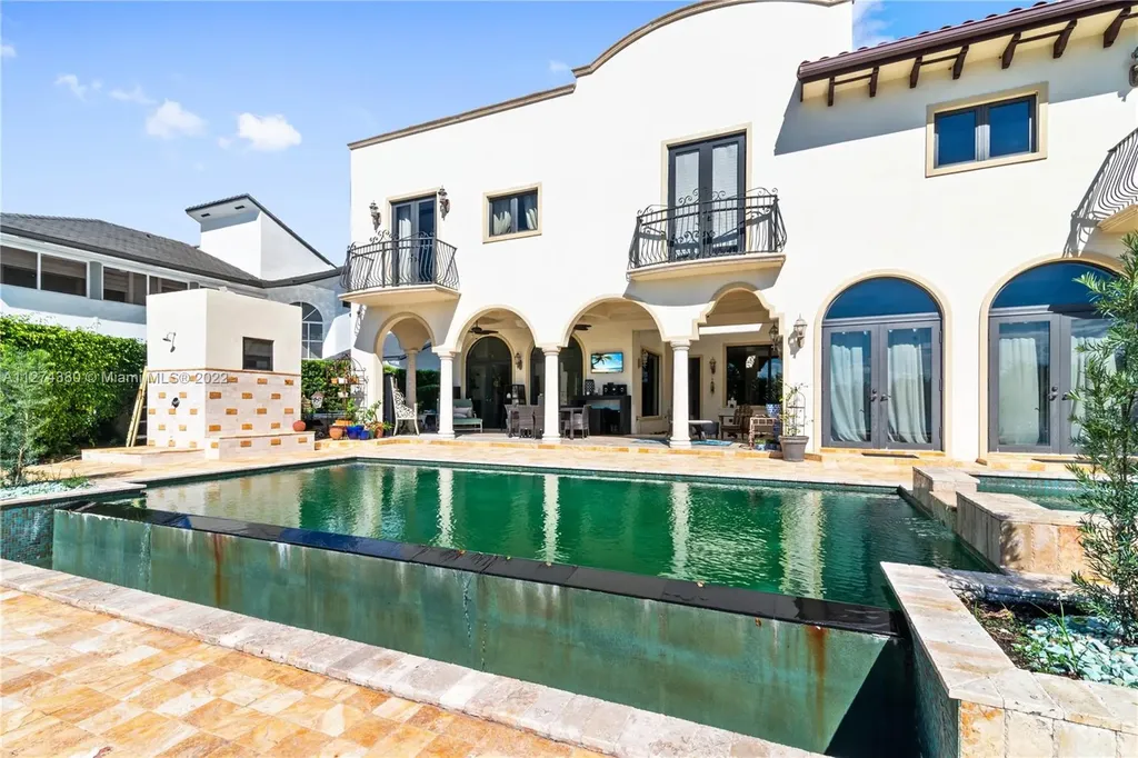 16242 NW 79th Avenue Miami Lakes FL 33016