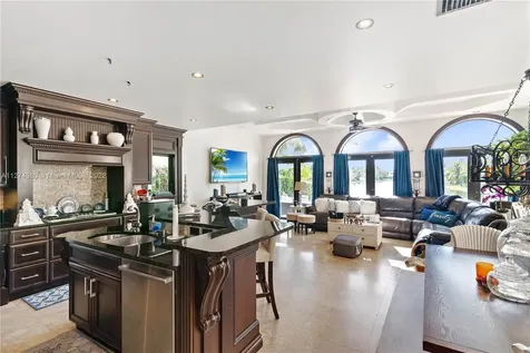 16242 NW 79th Avenue Miami Lakes FL 33016