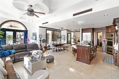 16242 NW 79th Avenue Miami Lakes FL 33016