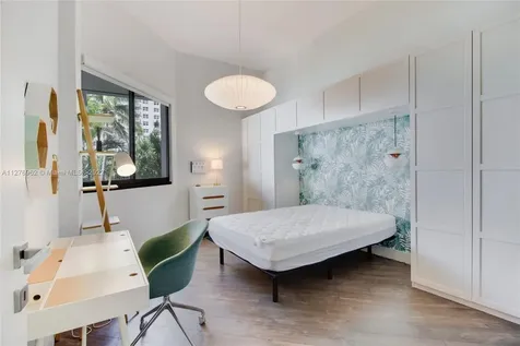 520 Brickell Key Drive Miami FL 33131