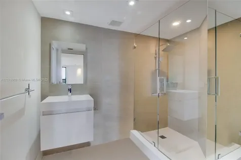 520 Brickell Key Drive Miami FL 33131