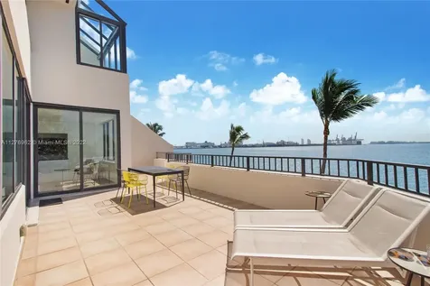 520 Brickell Key Drive Miami FL 33131