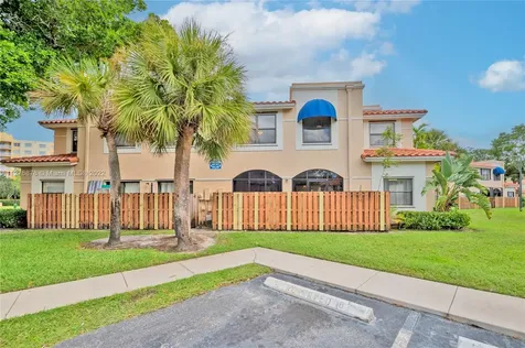 525 Racquet Club Road Weston FL 33326