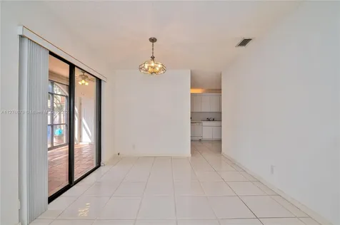 525 Racquet Club Road Weston FL 33326