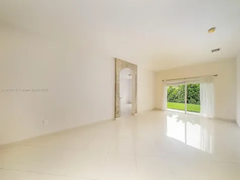 10318 SW 224th Terrace Cutler Bay FL 33190