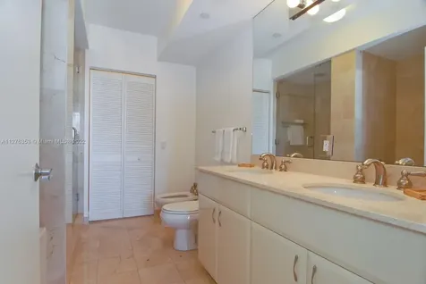 6365 Collins Avenue Miami Beach FL 33141
