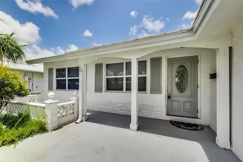 7421 NW 70th Avenue Tamarac FL 33321