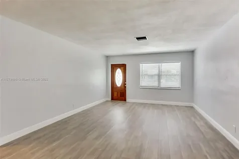 7421 NW 70th Avenue Tamarac FL 33321