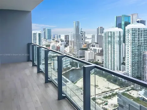 88 SW 7th Street Miami FL 33130