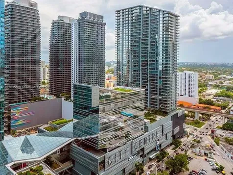 88 SW 7th Street Miami FL 33130