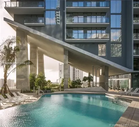 88 SW 7th Street Miami FL 33130