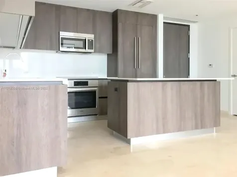88 SW 7th Street Miami FL 33130