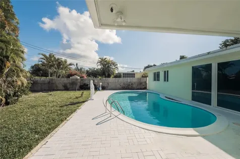 4323 Van Buren Street Hollywood FL 33021