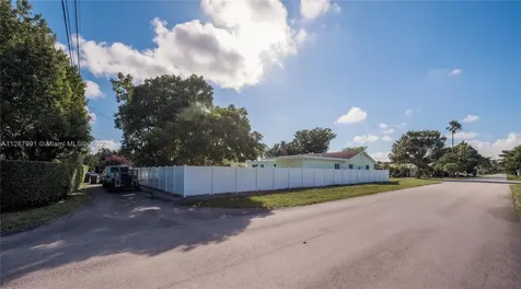 4323 Van Buren Street Hollywood FL 33021