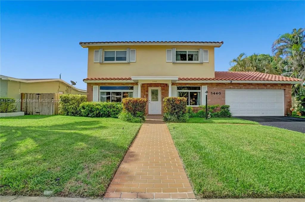 5440 Buchanan Street Hollywood FL 33021