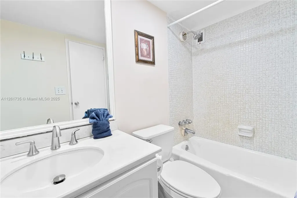 3901 S Ocean Drive Hollywood FL 33019
