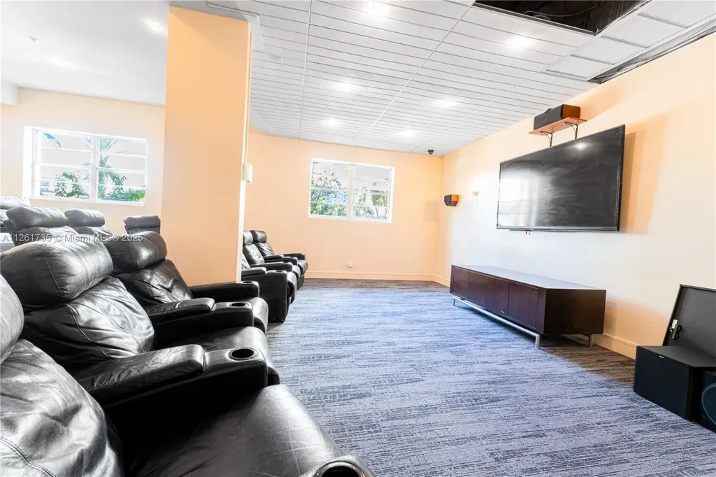 3901 S Ocean Drive Hollywood FL 33019