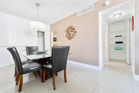 3901 S Ocean Drive Hollywood FL 33019