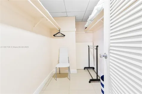 3901 S Ocean Drive Hollywood FL 33019