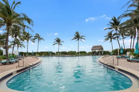3901 S Ocean Drive Hollywood FL 33019