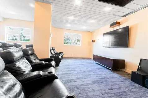 3901 S Ocean Drive Hollywood FL 33019