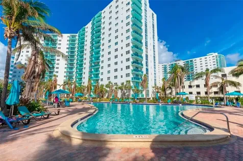 3901 S Ocean Drive Hollywood FL 33019