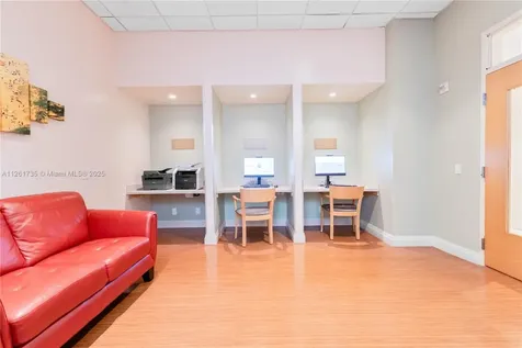 3901 S Ocean Drive Hollywood FL 33019