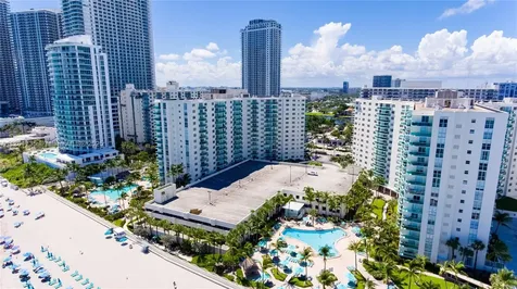 3901 S Ocean Drive Hollywood FL 33019