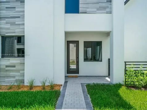4316 NW 80th Court Doral FL 33166