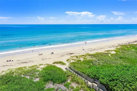 1772 NE Ocean Boulevard Hutchinson Island FL 34996