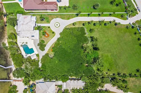 1772 NE Ocean Boulevard Hutchinson Island FL 34996