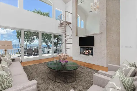 1772 NE Ocean Boulevard Hutchinson Island FL 34996